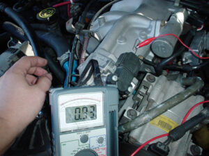 photo with voltmeter reading 0.93V